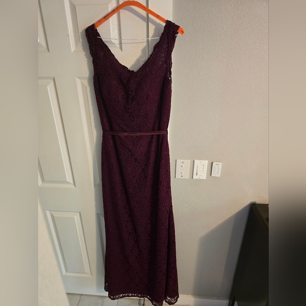 Beautiful burgundy gown